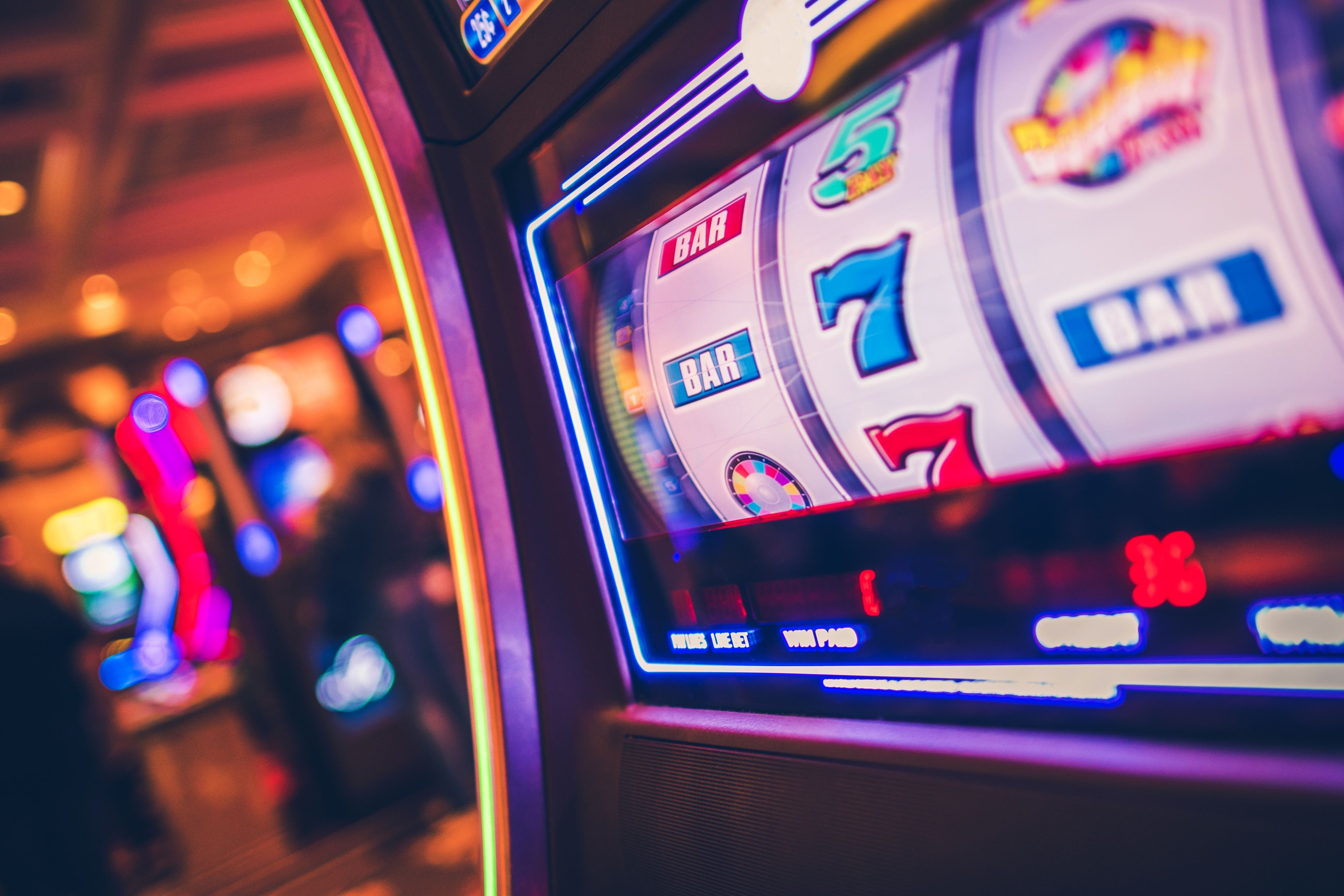 Live dealer blackjack table with multi-camera feed on pinball platform